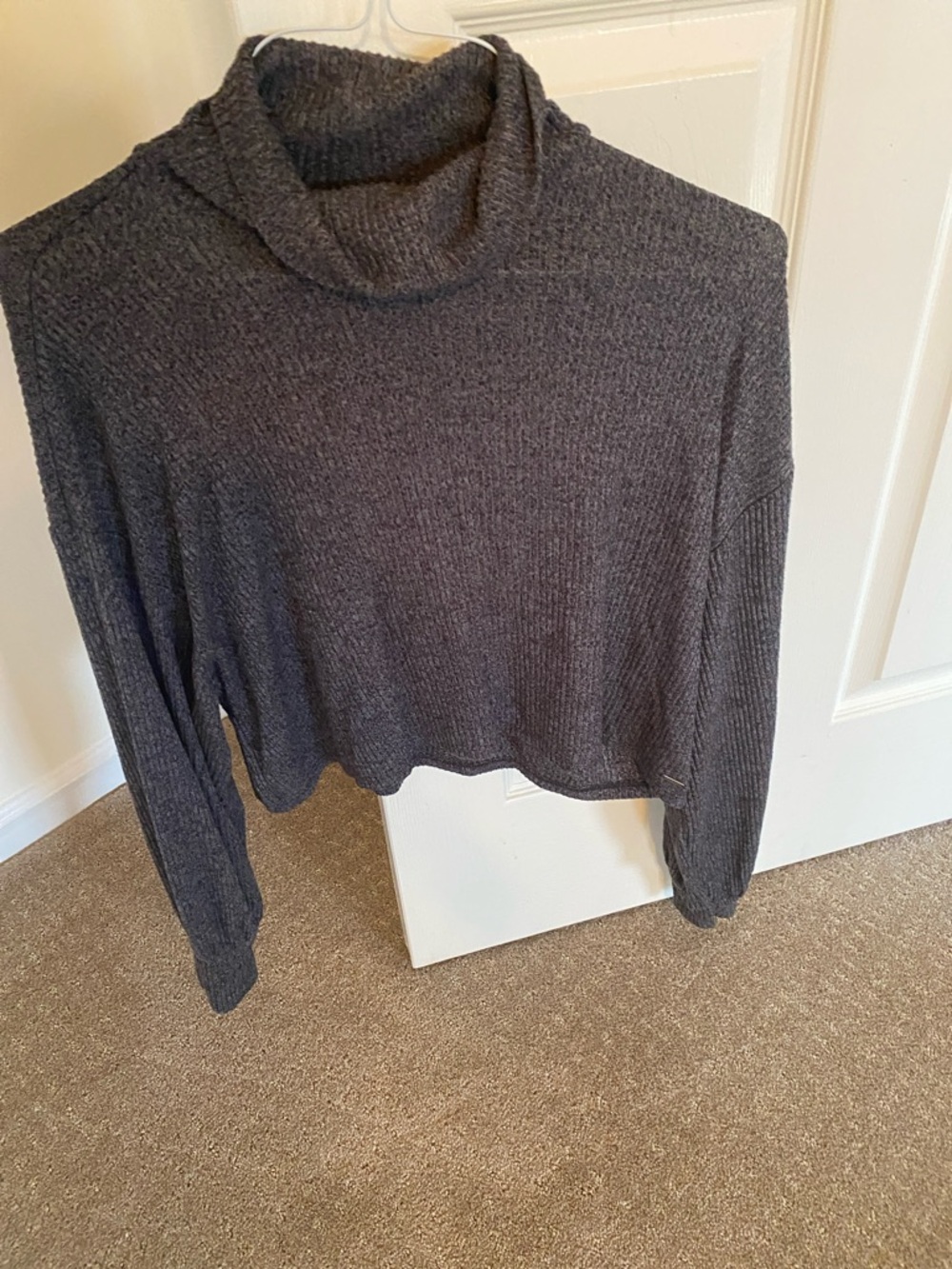 Hollister Charcoal Ribbed Cropped Turtleneck Sweater